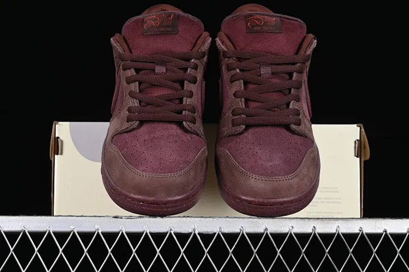 All Categories Nk SB Dunk Series Nk SB Dunk Low Low-top sneakers C version Nk SB Dunk Low Premium "Valentine's Day" Valentine's Day SB low-top casual sneakers FN0619-600